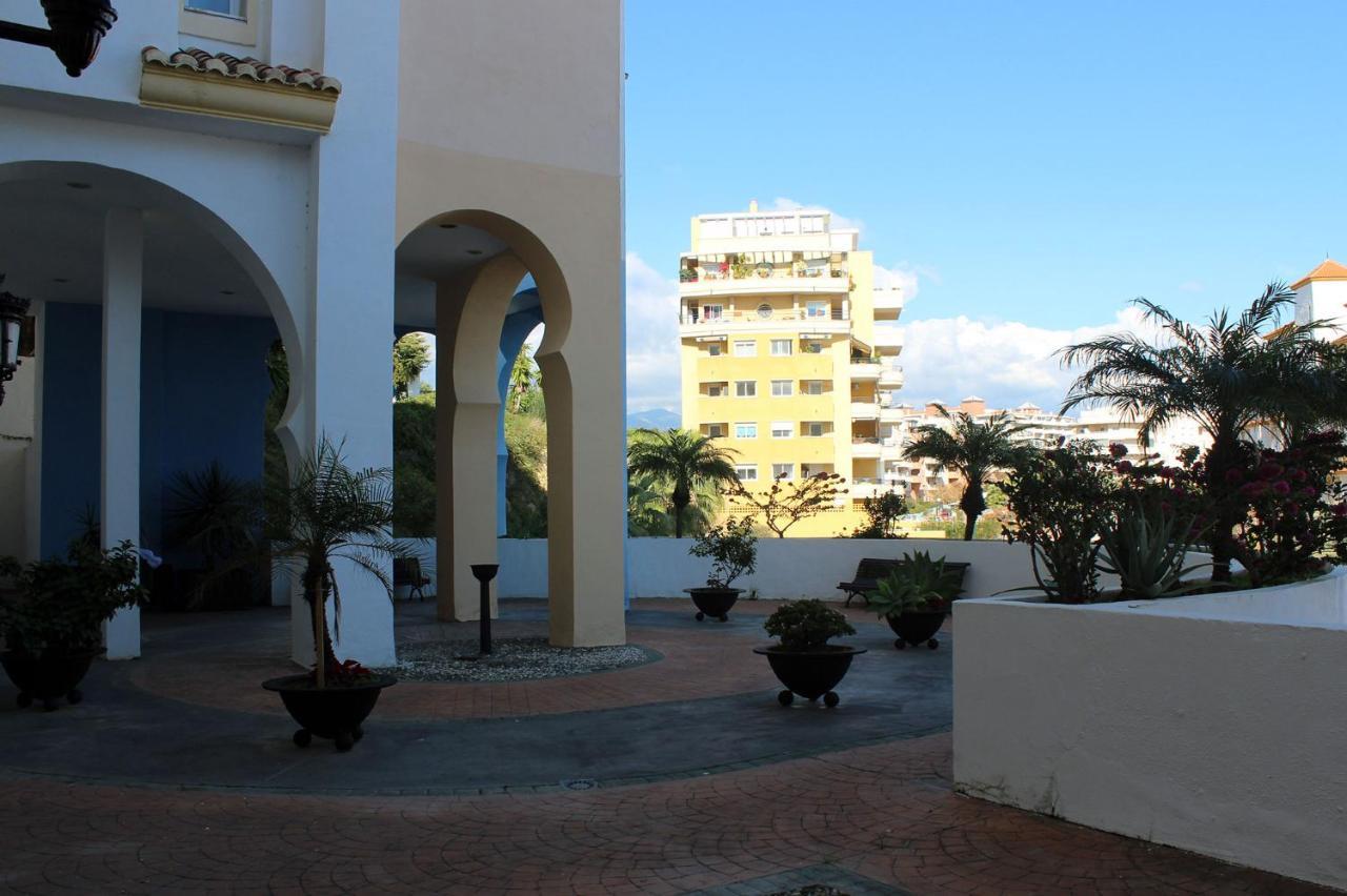 Puerto Blanco Apartment Estepona Luaran gambar